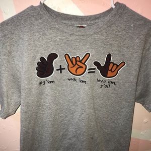 Aggies + longhorn t shirt